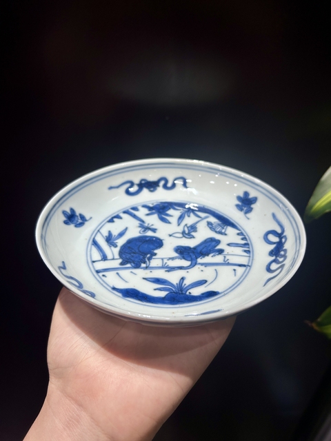 古玩陶瓷青花喜祿封侯圖盤真品鑒賞圖