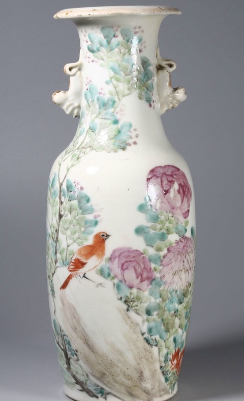 古玩陶瓷清光緒 淺絳彩花鳥(niǎo)紋雙耳瓶真品鑒賞圖