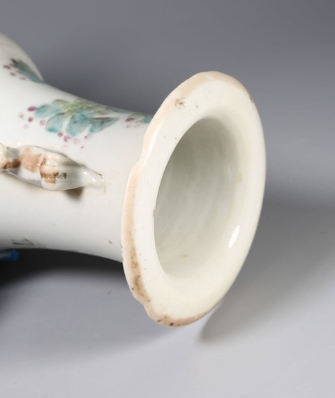 古玩陶瓷清光緒 淺絳彩花鳥(niǎo)紋雙耳瓶真品鑒賞圖