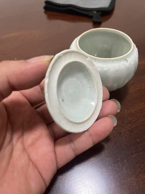 古玩陶瓷湖田窯影青釉蓋罐真品鑒賞圖