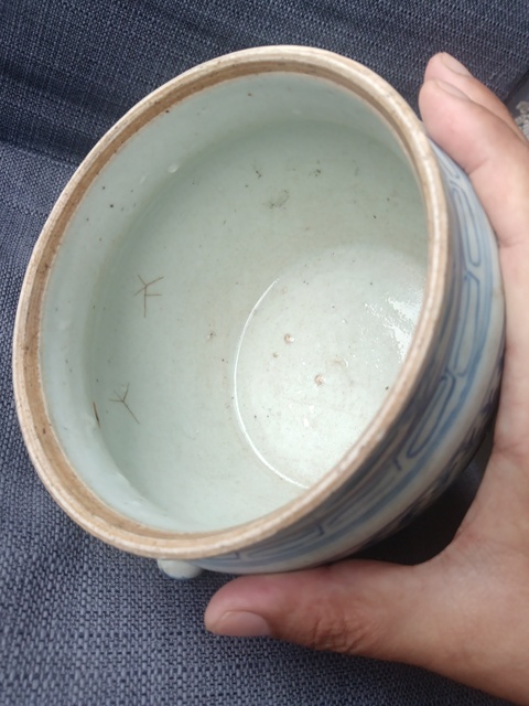 古玩陶瓷青花淡描花卉紋粥罐真品鑒賞圖