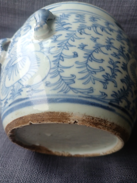 古玩陶瓷青花淡描花卉紋粥罐真品鑒賞圖