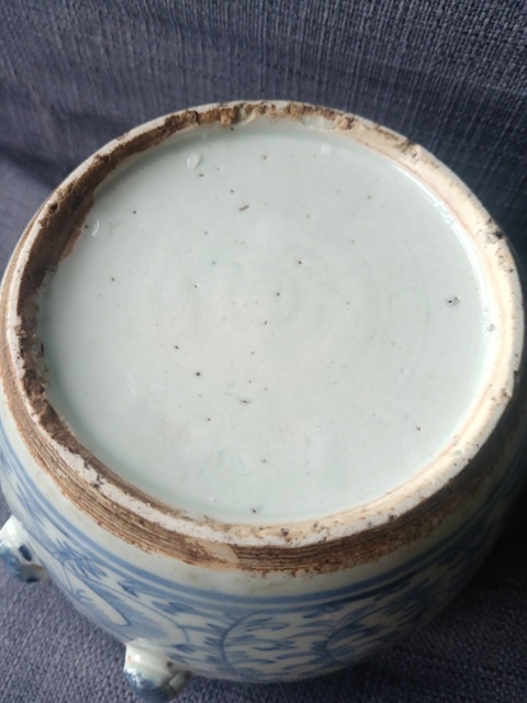 古玩陶瓷青花淡描花卉紋粥罐真品鑒賞圖
