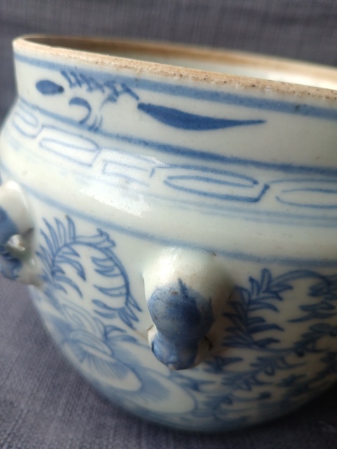 古玩陶瓷青花淡描花卉紋粥罐真品鑒賞圖