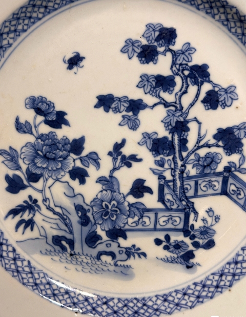 古玩陶瓷青花花卉紋八方盤真品鑒賞圖