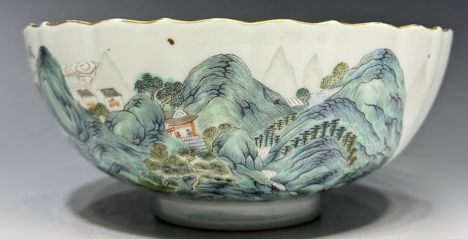 古玩陶瓷粉彩西湖十景圖花口碗真品鑒賞圖