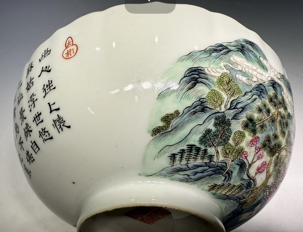 古玩陶瓷粉彩西湖十景圖花口碗真品鑒賞圖