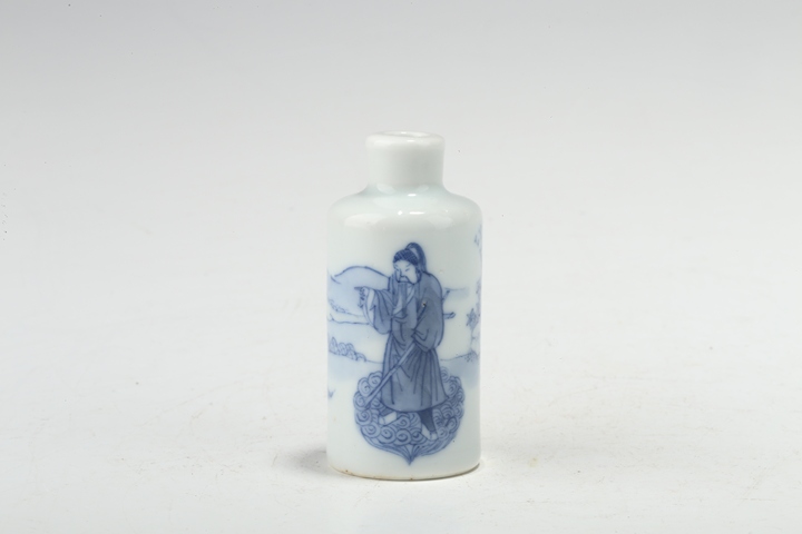 古玩陶瓷清晚·青花人物故事紋鼻煙壺真品鑒賞圖