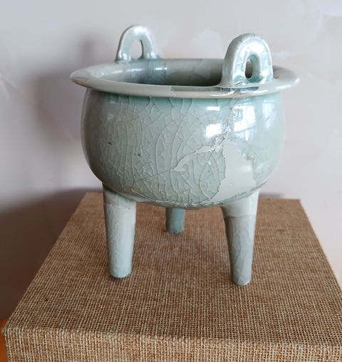 古玩陶瓷龍泉爐（殘修）真品鑒賞圖