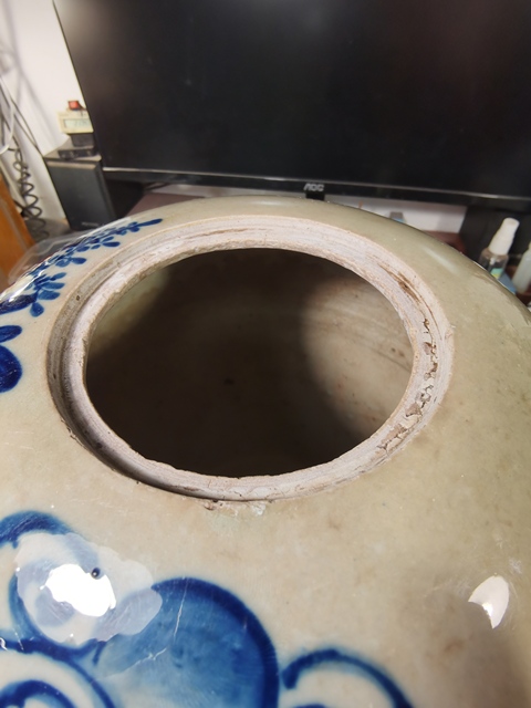 古玩陶瓷豆青釉青花鳳穿牡丹圖冬瓜罐真品鑒賞圖