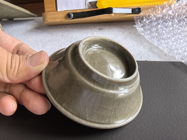 古玩陶瓷龍泉窯青釉洗真品鑒賞圖