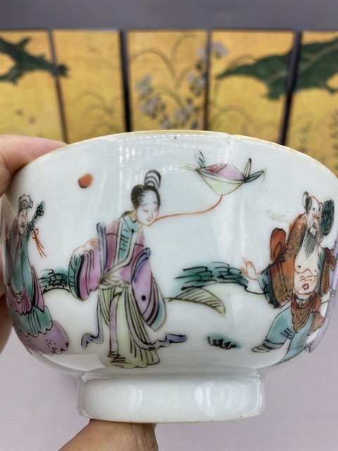 古玩陶瓷晚清 粉彩八仙人物紋碗拍賣，當(dāng)前價格1577元
