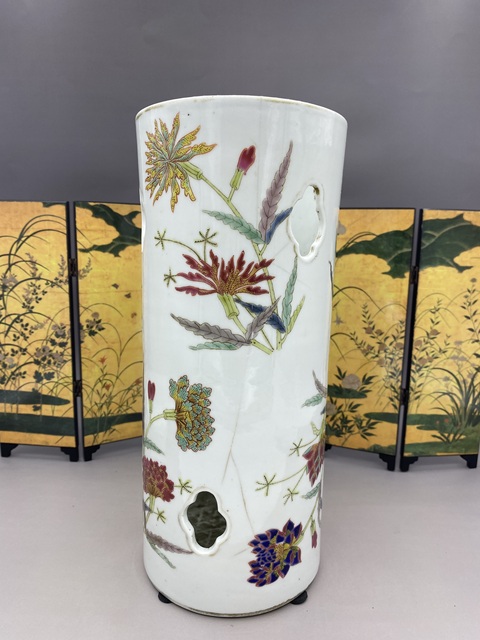 古玩陶瓷晚清 粉彩花卉紋帽筒拍賣，當前價格1400元