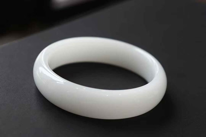 古玩玉器玉手鐲真品鑒賞圖