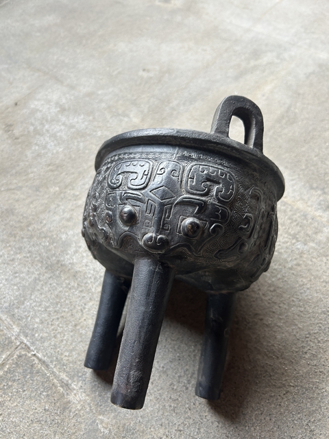 古玩銅器鼎真品鑒賞圖