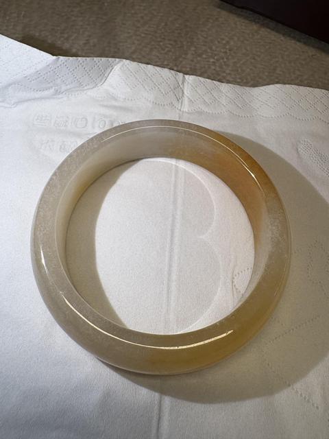 古玩玉器天然黃龍玉手鐲真品鑒賞圖