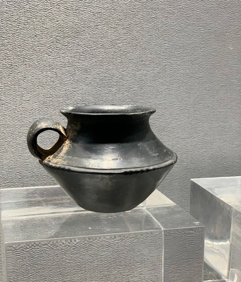 古玩陶瓷杯真品鑒賞圖