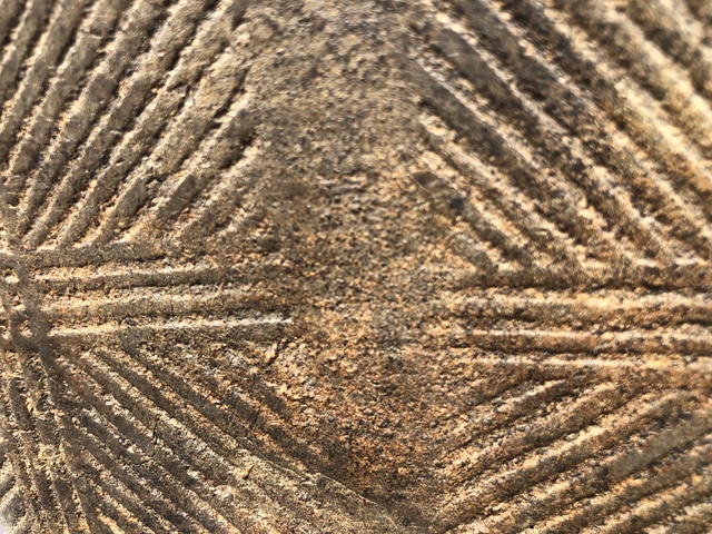 古玩陶瓷漢磚.壺承(規(guī)矩鏡紋飾)拍賣,當(dāng)前價格0元