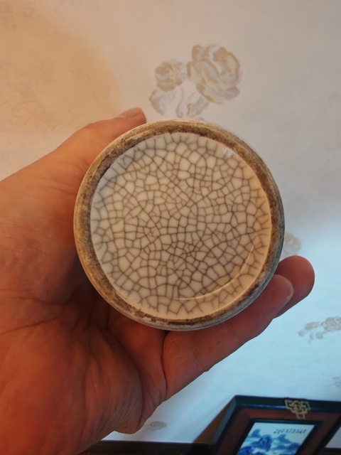 古玩陶瓷哥釉盤口瓶真品鑒賞圖