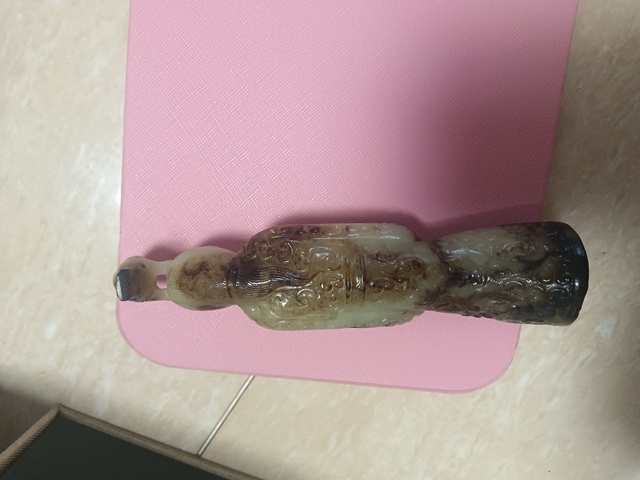 古玩玉器和田玉龍型帶鉤真品鑒賞圖