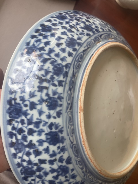 古玩陶瓷青花花卉紋盤真品鑒賞圖