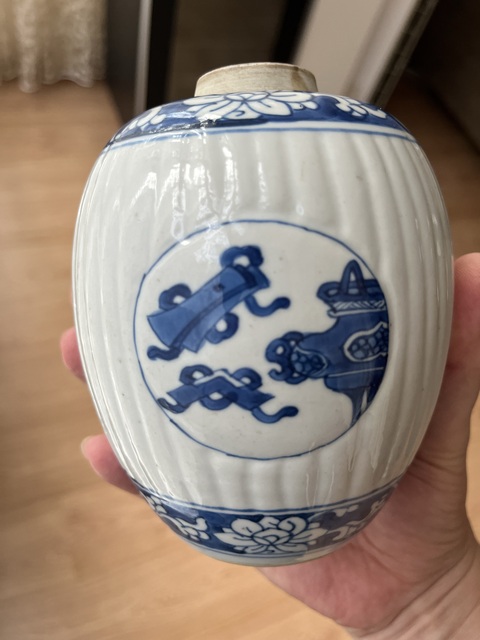 古玩陶瓷青花罐真品鑒賞圖