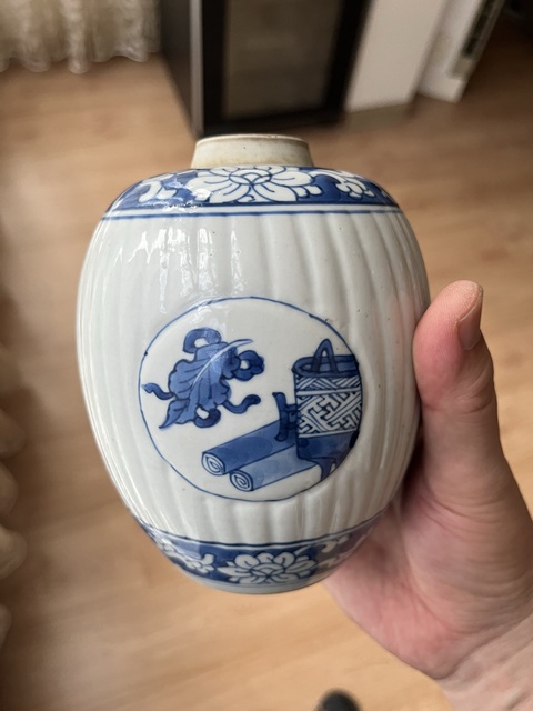 古玩陶瓷青花罐真品鑒賞圖