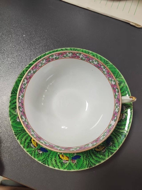 古玩陶瓷民國廣彩百財紋杯碟真品鑒賞圖