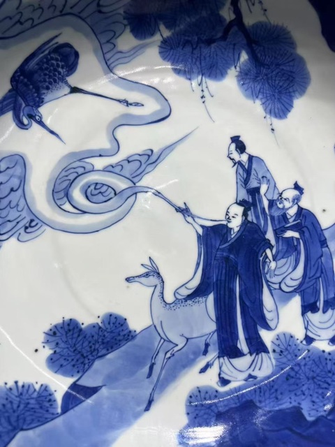 古玩陶瓷人物紋青花盤真品鑒賞圖