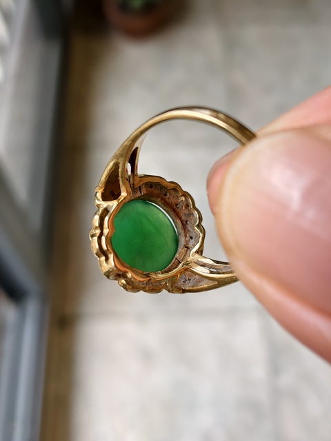 古玩玉器染色非天然翡翠戒指真品鑒賞圖