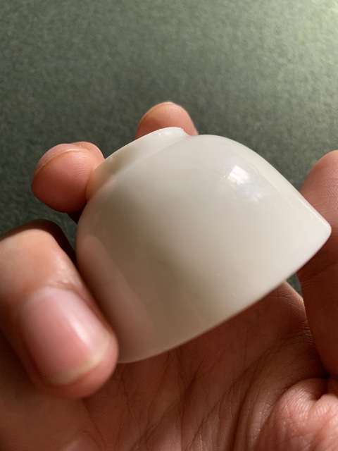 古玩陶瓷德化窯白釉杯真品鑒賞圖