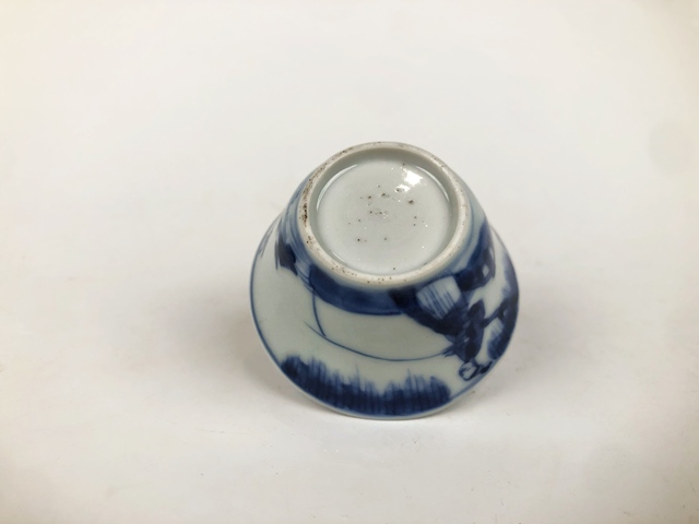 古玩陶瓷清康熙·青花仕女垂釣馬蹄杯拍賣,當前價格0元