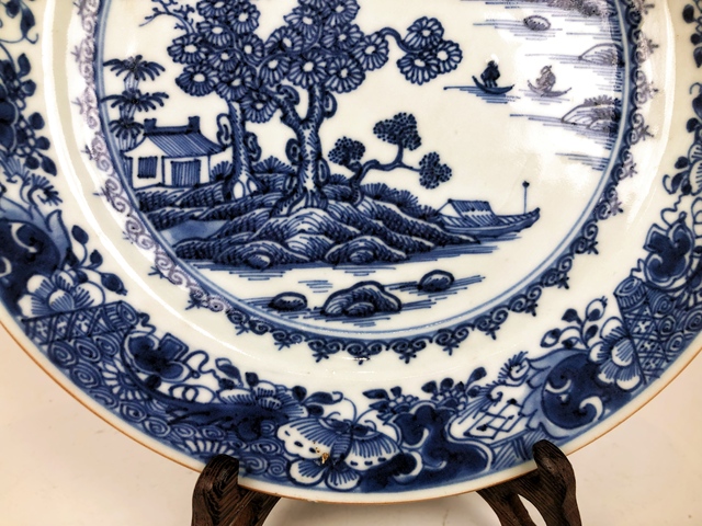 古玩陶瓷清乾隆·青花泛舟山水盤拍賣,當前價格0元