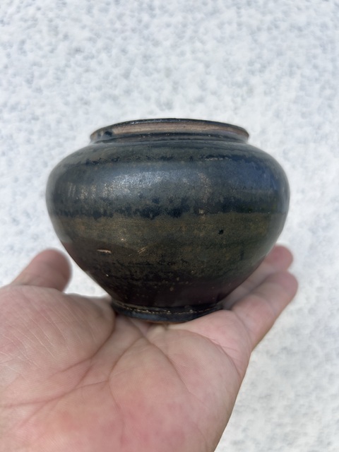 古玩陶瓷宋金耀州窯窯變黑釉茶入(黑耀州)拍賣,當前價格188元