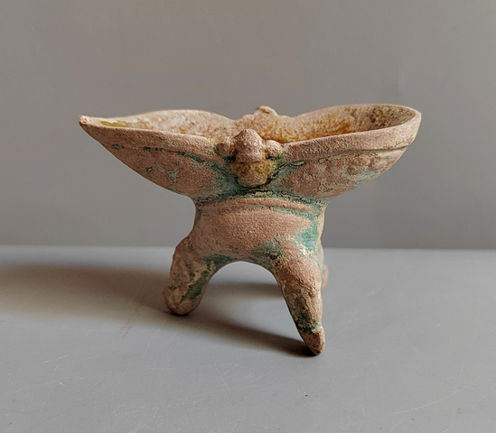 古玩陶瓷明三彩爵杯真品鑒賞圖