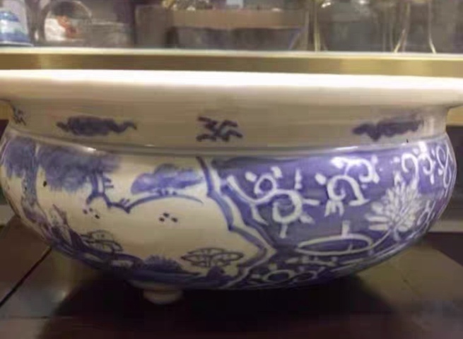 古玩陶瓷青花香爐真品鑒賞圖