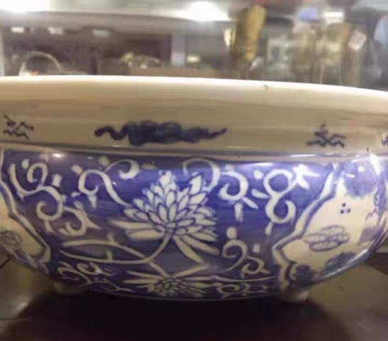 古玩陶瓷青花香爐真品鑒賞圖