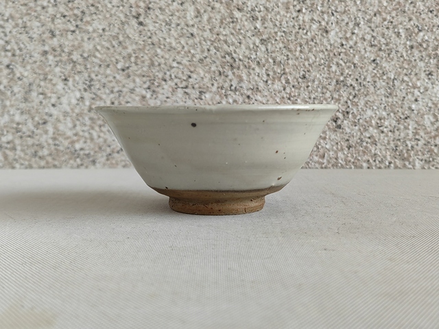 古玩陶瓷磁州窯白釉茶碗拍賣,當前價格580元