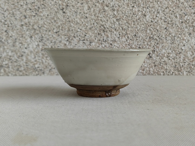 古玩陶瓷磁州窯白釉茶碗拍賣,當前價格580元