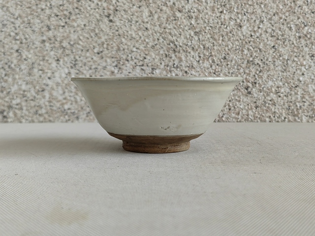 古玩陶瓷磁州窯白釉茶碗拍賣,當前價格580元