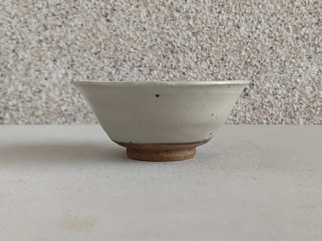 古玩陶瓷磁州窯白釉茶碗拍賣,當前價格580元