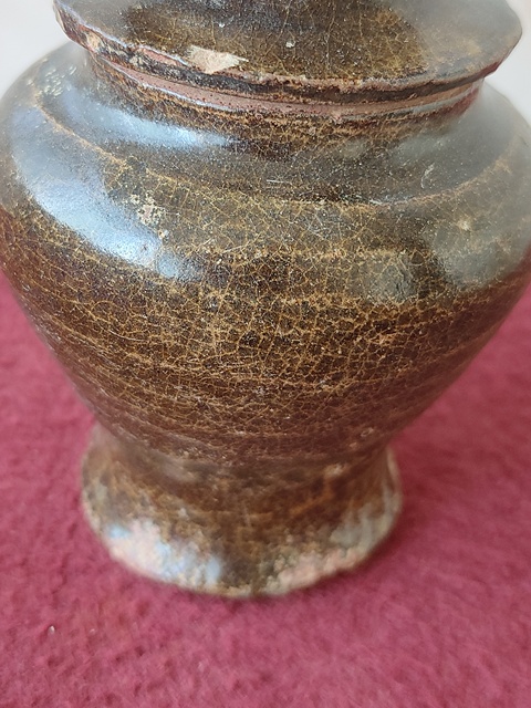 古玩陶瓷褐釉塔式罐拍賣(mài)，當(dāng)前價(jià)格800元