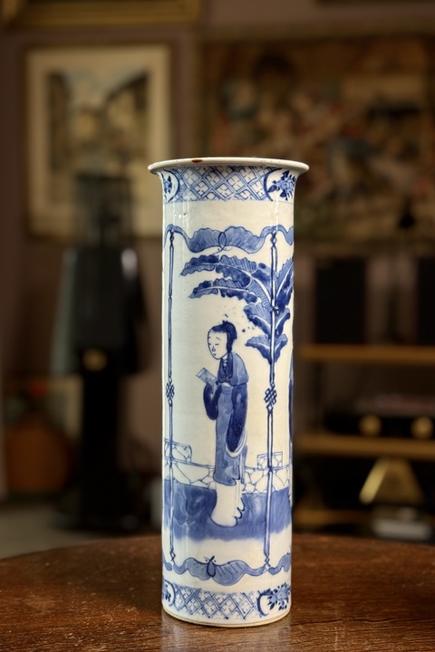 古玩陶瓷鏡面對稱畫法仕女紋青花花觚真品鑒賞圖