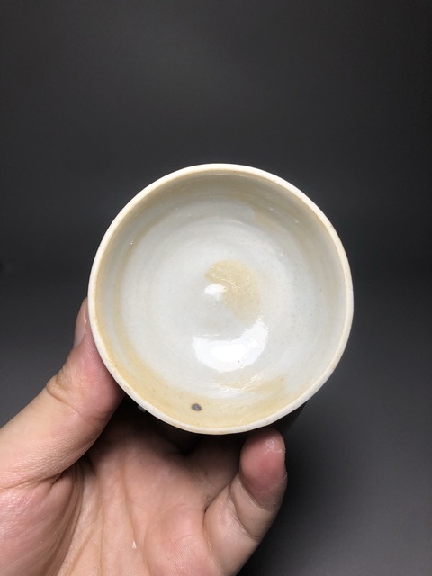 古玩陶瓷（明末清初）德化窯白釉杯拍賣，當前價格0元
