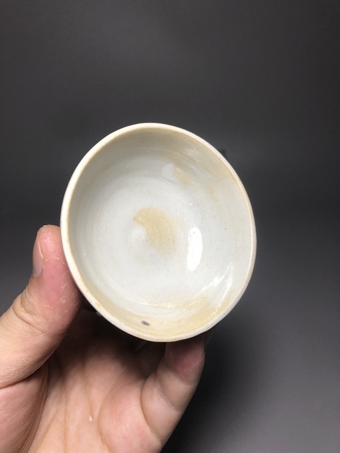 古玩陶瓷（明末清初）德化窯白釉杯拍賣，當前價格0元