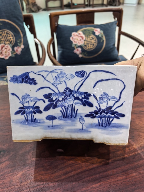 古玩陶瓷青花荷花紋四方花盆真品鑒賞圖