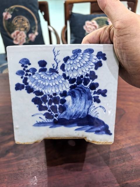 古玩陶瓷青花荷花紋四方花盆真品鑒賞圖