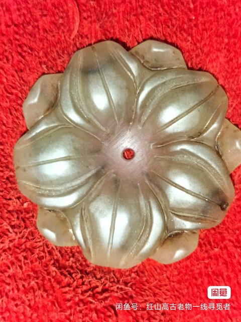 古玩玉器和田玉雕“凌霄花”真品鑒賞圖