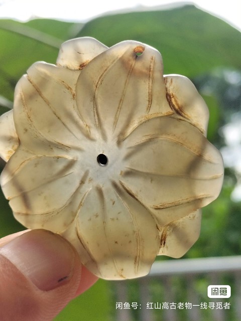 古玩玉器和田玉雕“凌霄花”真品鑒賞圖