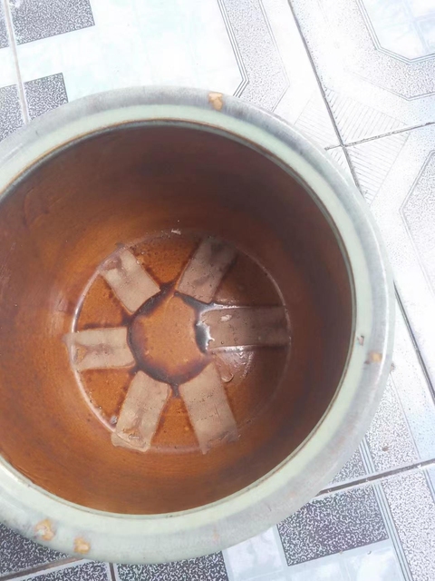 古玩陶瓷石灣窯鈞釉案缸真品鑒賞圖